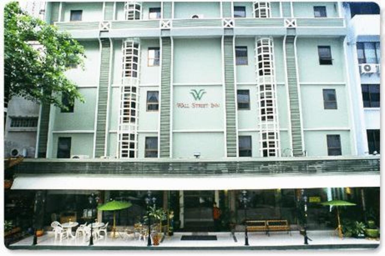 Wall Street Inn, Bangkok Extérieur photo