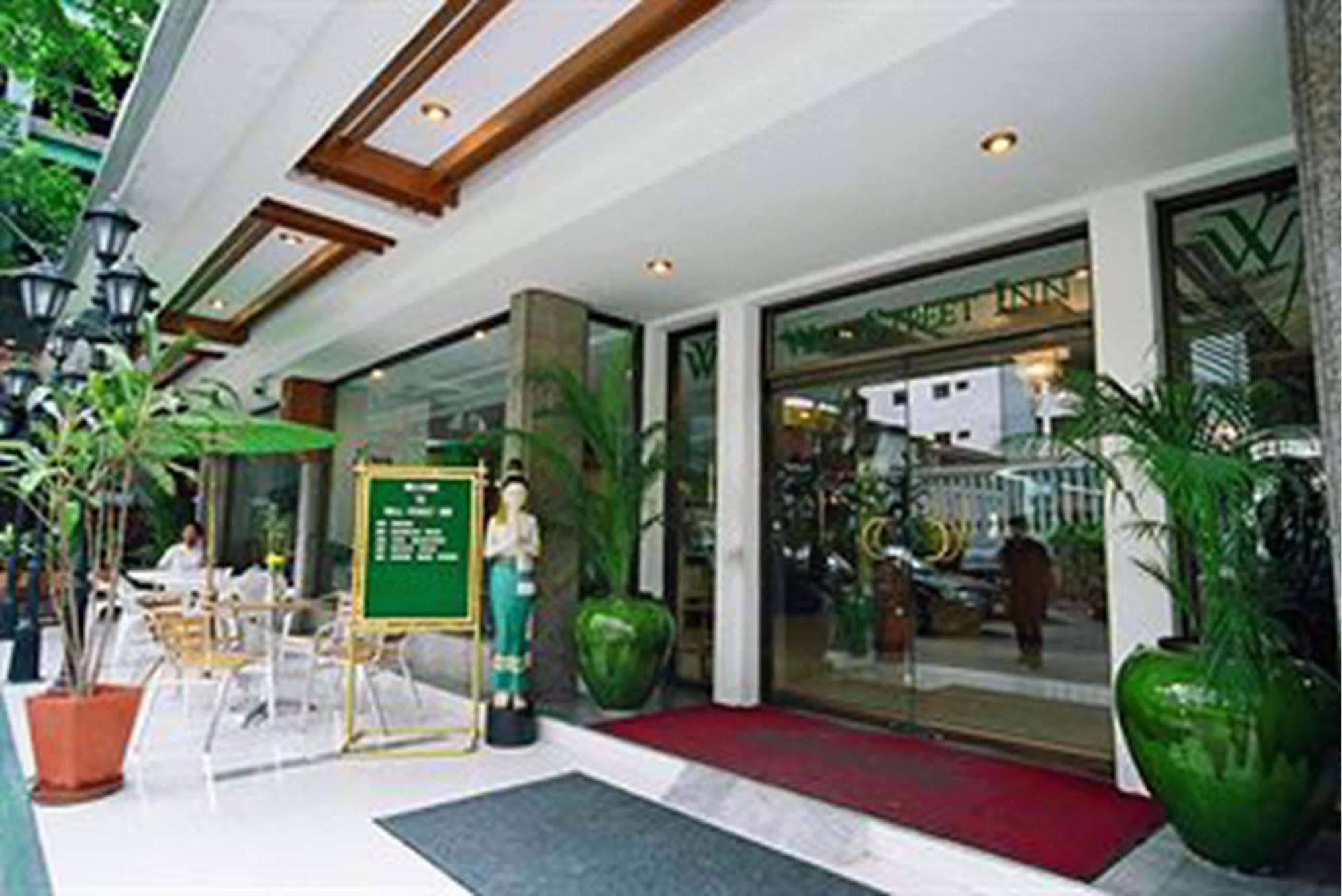 Wall Street Inn, Bangkok Extérieur photo